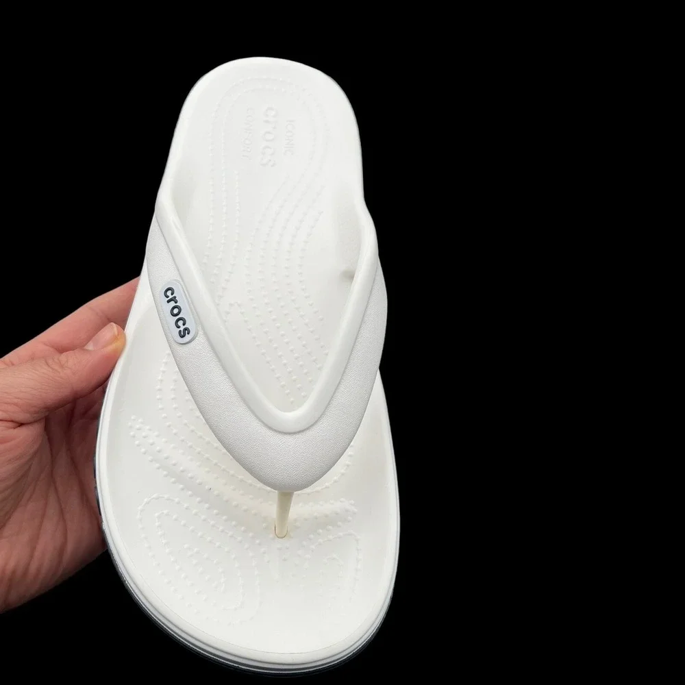 Crocs Bayaband Mens Flip Flop Sandals Size 7 White Navy Blue‎ Water Friendly